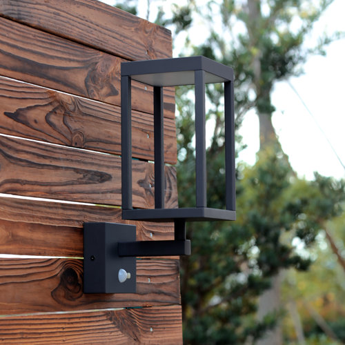 inowel Solar Outdoor Light Dusk to Dawn Wall Lantern Wireless LED Solar